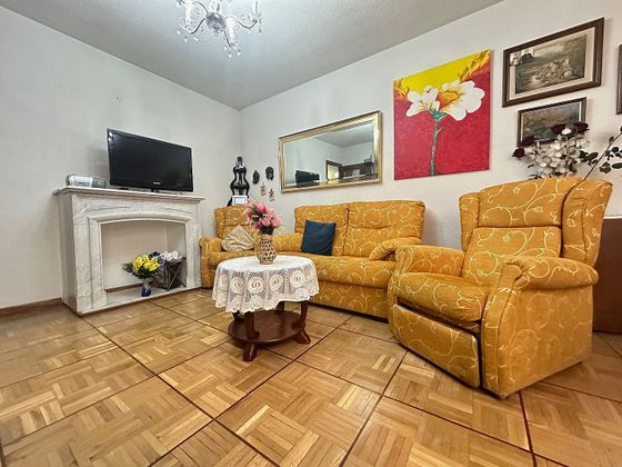 Foto 2 de Pis en venda a Moscardó de 3 habitacions amb terrassa i aire acondicionat