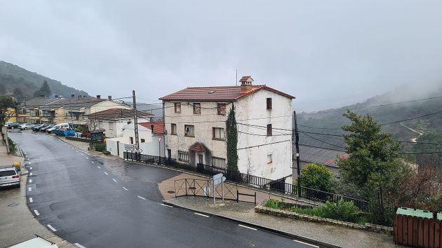 Foto 2 de Venta de chalet en carretera De Ávila a Casavieja de 3 habitaciones con terraza y garaje