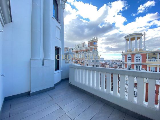 Foto 1 de Àtic en venda a Universidad - Malasaña de 3 habitacions amb terrassa i piscina