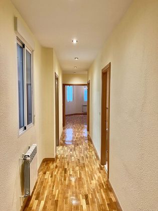 Foto 1 de Piso en alquiler en paseo Reina Cristina de 3 habitaciones con aire acondicionado y calefacción