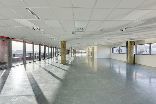 Foto 1 de Oficina en alquiler en Rivas Futura de 1503 m²