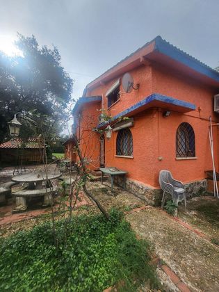Foto 2 de Xalet en venda a Nuevo Baztán - pueblo de 6 habitacions amb terrassa i piscina