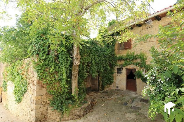 Foto 1 de Casa en venda a Guesálaz de 6 habitacions amb terrassa i piscina