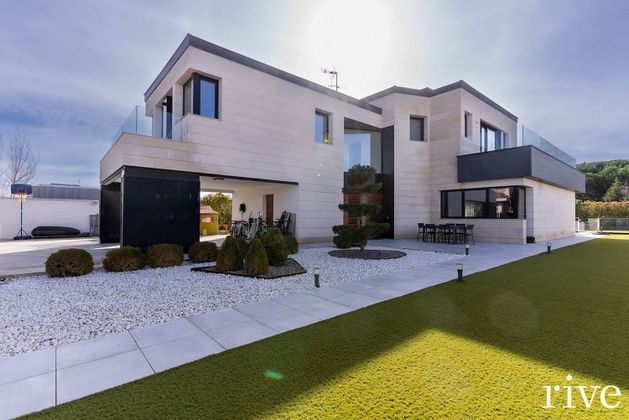 Foto 1 de Casa en venda a Golf - El Carralero de 6 habitacions amb terrassa i piscina