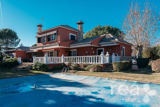 Foto 1 de Xalet en venda a Las Vegas - El Pozanco de 7 habitacions amb terrassa i piscina