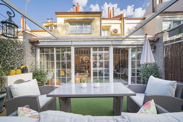 Foto 2 de Casa adossada en venda a El Soto de la Moraleja de 3 habitacions amb terrassa i piscina