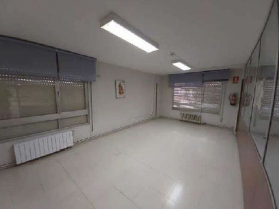 Foto 2 de Oficina en venta en calle Tenerías de 194 m²