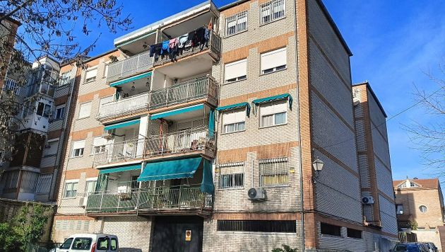 Foto 1 de Piso en venta en Sevilla la Nueva de 3 habitaciones con terraza y piscina