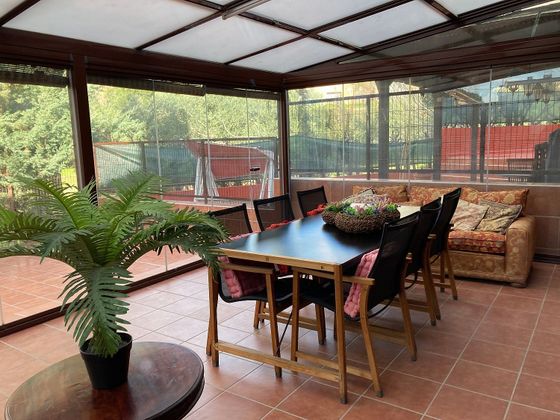 Foto 1 de Casa en venta en avenida De Los Robles de 4 habitaciones con terraza y piscina
