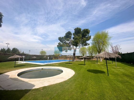 Foto 1 de Venta de dúplex en Zona Carretera del Plantío de 6 habitaciones con terraza y piscina