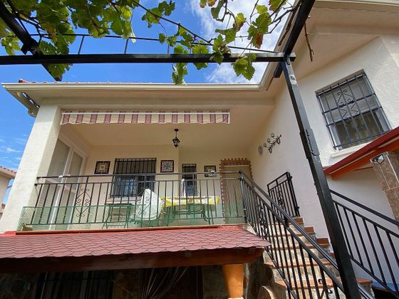 Foto 1 de Xalet en venda a Casar de Escalona (El) de 6 habitacions amb terrassa i piscina