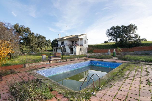 Foto 1 de Casa rural en venda a El Pinar - La Dehesa - Resto de Navalcarnero de 3 habitacions amb terrassa i piscina