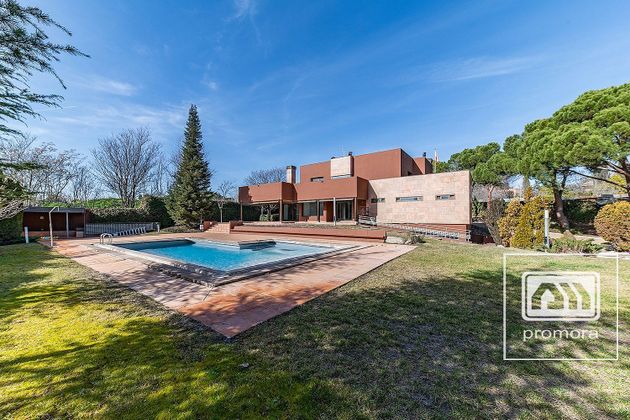 Foto 2 de Xalet en venda a Valdemarín de 7 habitacions amb terrassa i piscina