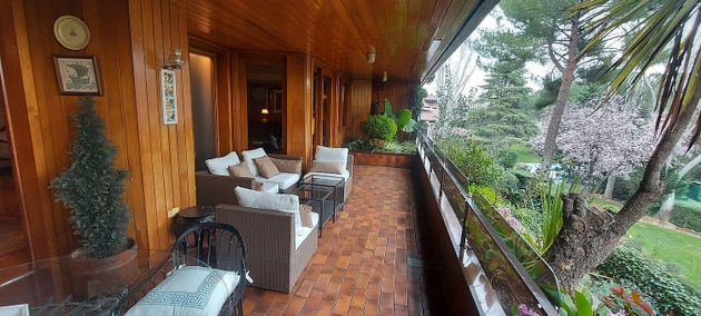 Foto 2 de Pis en venda a El Soto de la Moraleja de 4 habitacions amb terrassa i piscina