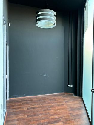 Foto 2 de Nave en venta en Europolis con garaje y aire acondicionado