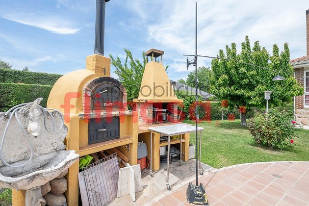 Foto 2 de Xalet en venda a El Castillo Campodón de 9 habitacions amb terrassa i garatge