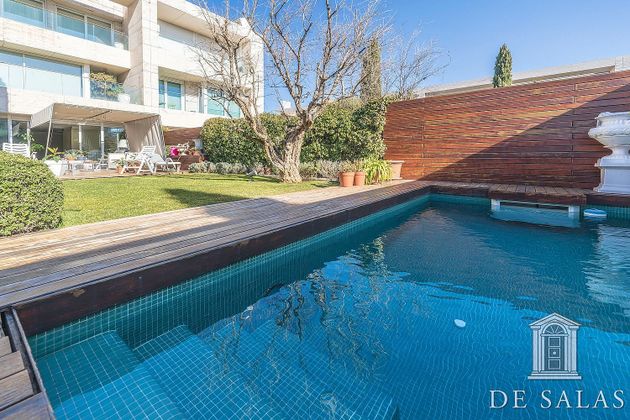Foto 1 de Casa adossada en venda a Palomas de 4 habitacions amb terrassa i piscina