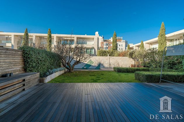 Foto 2 de Venta de casa en Palomas de 5 habitaciones con terraza y piscina