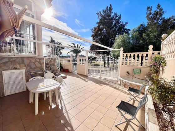 Foto 2 de Xalet en venda a San Miguel de Salinas de 4 habitacions amb terrassa i piscina