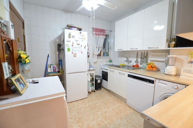 Foto 2 de Venta de piso en Simancas de 2 habitaciones con aire acondicionado y calefacción