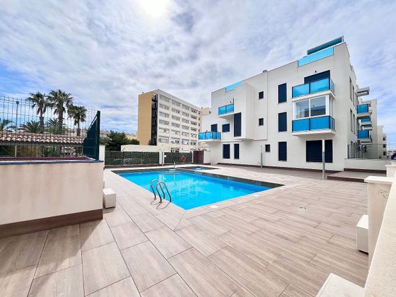 Foto 1 de Venta de piso en Playa del Cura de 2 habitaciones con terraza y piscina