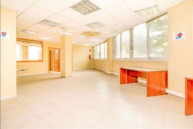 Foto 2 de Oficina en venda a Zona Estación de 307 m²