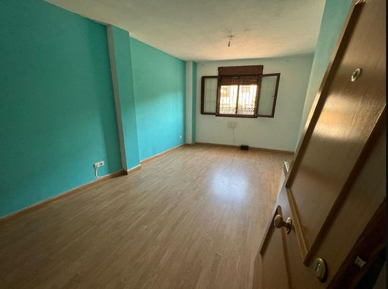 Foto 2 de Piso en venta en Mejorada del Campo de 2 habitaciones con aire acondicionado y ascensor