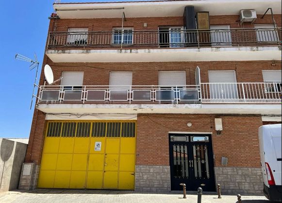 Foto 1 de Piso en venta en Campo Real de 3 habitaciones con terraza y ascensor