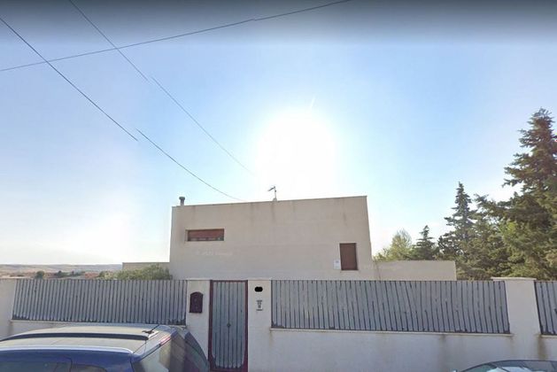 Foto 2 de Venta de chalet en Colmenar de Oreja de 5 habitaciones con piscina y garaje