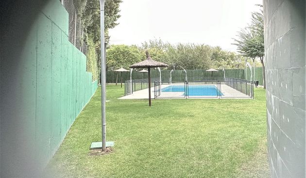 Foto 1 de Pis en venda a calle De la Libertad de 2 habitacions amb terrassa i piscina