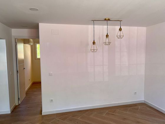 Foto 2 de Alquiler de piso en Ventas de 2 habitaciones con aire acondicionado y calefacción