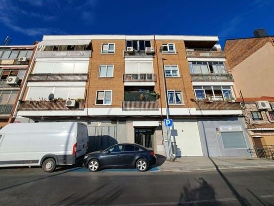 Foto 2 de Pis en venda a calle Coruña de 1 habitació amb calefacció