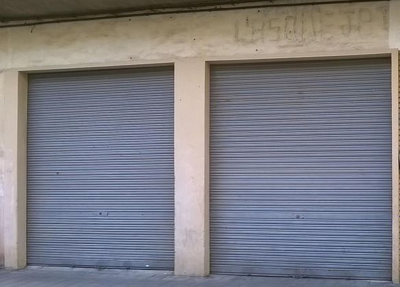 Foto 1 de Venta de local en Villajoyosa ciudad con garaje