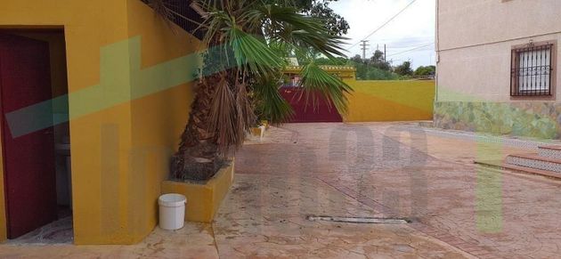 Foto 2 de Xalet en venda a Villajoyosa ciudad de 5 habitacions amb piscina i garatge