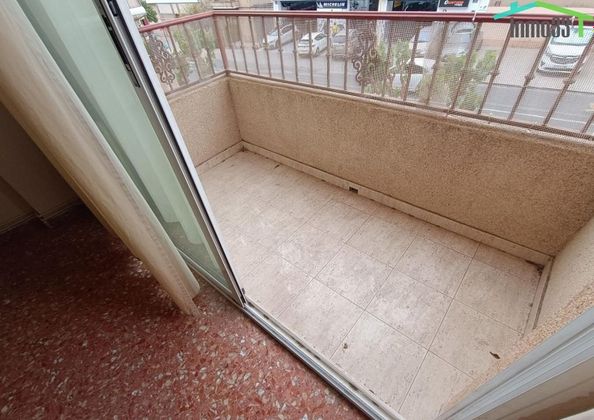 Foto 1 de Pis en venda a Villajoyosa ciudad de 3 habitacions amb terrassa i balcó