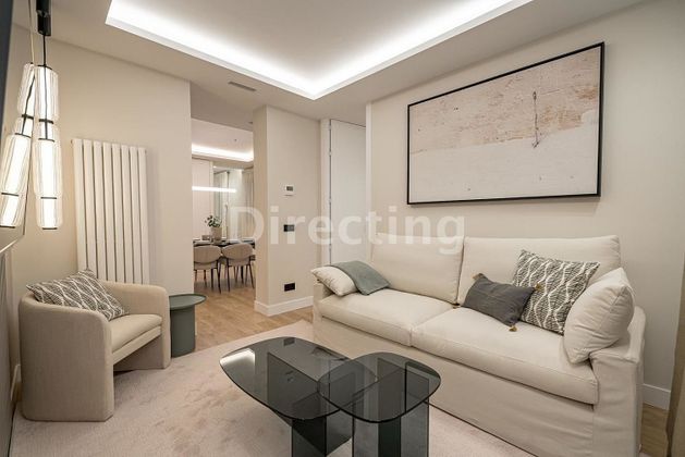 Foto 2 de Piso en venta en Jerónimos de 3 habitaciones con terraza y aire acondicionado