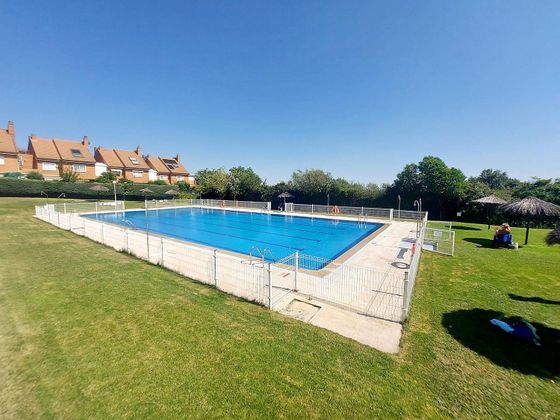 Foto 1 de Casa en venda a Club de Golf de 6 habitacions amb terrassa i piscina