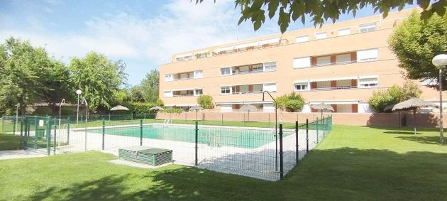 Foto 1 de Venta de ático en Parque Empresarial de 2 habitaciones con terraza y piscina