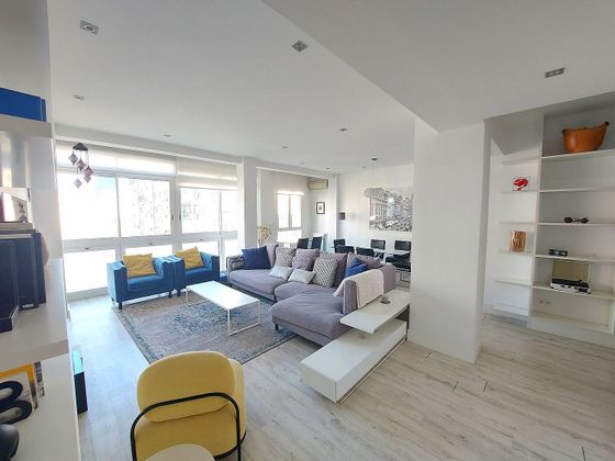Foto 1 de Alquiler de piso en Castilla de 3 habitaciones con muebles y aire acondicionado