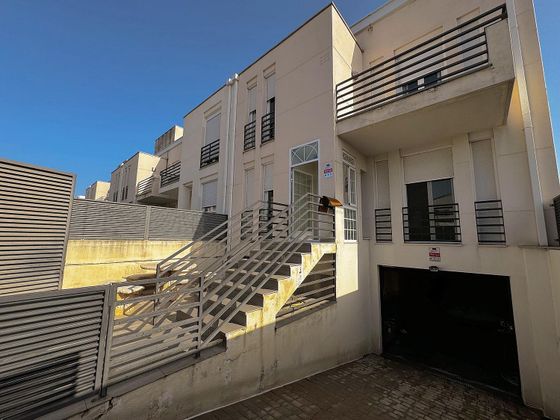 Foto 2 de Casa en venda a Illescas de 6 habitacions amb terrassa i garatge