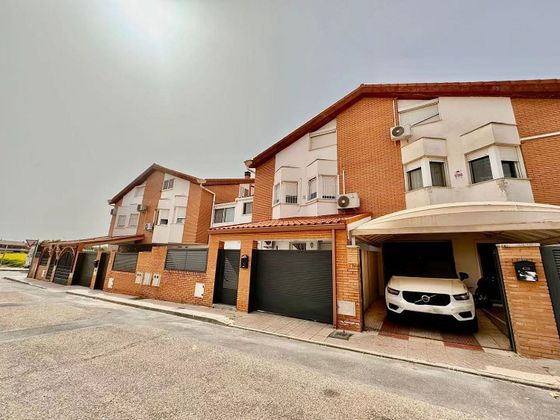 Foto 2 de Venta de casa en Torrejón de la Calzada de 4 habitaciones con terraza y garaje