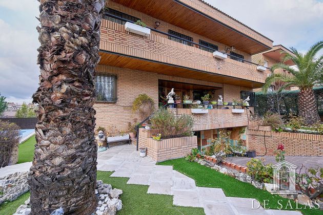 Foto 1 de Xalet en venda a Peñagrande de 9 habitacions amb terrassa i piscina