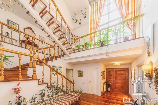 Foto 1 de Casa en venda a Mirasierra de 6 habitacions amb terrassa i piscina