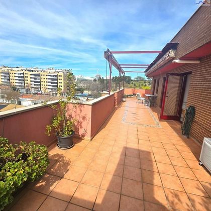 Foto 1 de Ático en venta en Zona Estación de 2 habitaciones con terraza y piscina