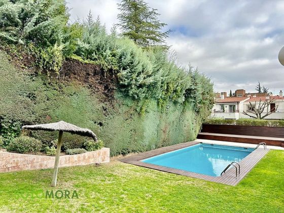 Foto 1 de Casa en lloguer a El Soto de la Moraleja de 6 habitacions amb terrassa i piscina
