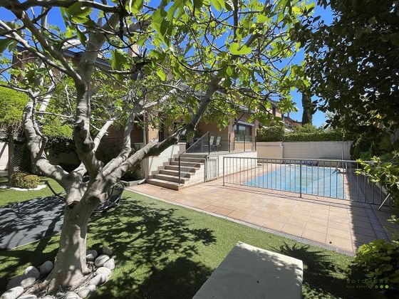 Foto 1 de Casa en alquiler en El Encinar de los Reyes de 5 habitaciones con terraza y piscina
