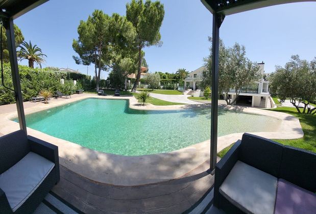 Foto 1 de Xalet en venda a El Castillo Campodón de 7 habitacions amb terrassa i piscina