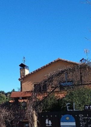 Foto 2 de Xalet en venda a Fresnedillas de la Oliva de 4 habitacions amb terrassa i jardí