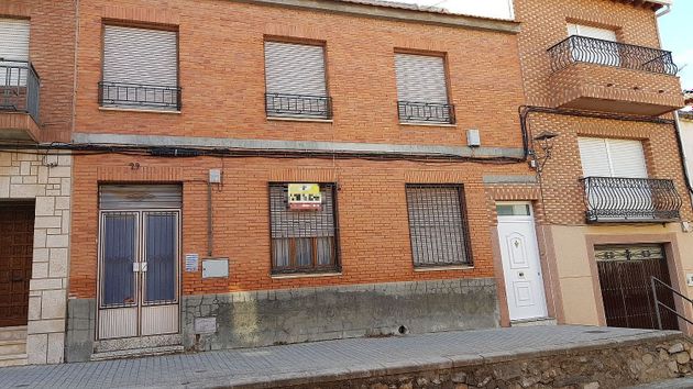 Foto 1 de Casa en venda a calle Urda de 5 habitacions i 250 m²