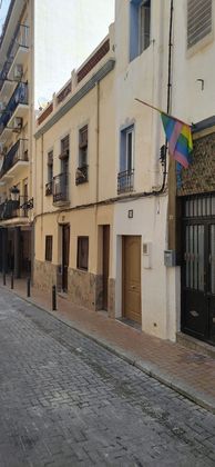 Foto 1 de Edifici en venda a calle De la Santa Faz de 400 m²
